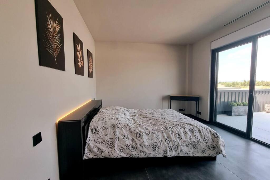Saint Remy De Provence Roof Top Avec Jacuzzi Esterno foto