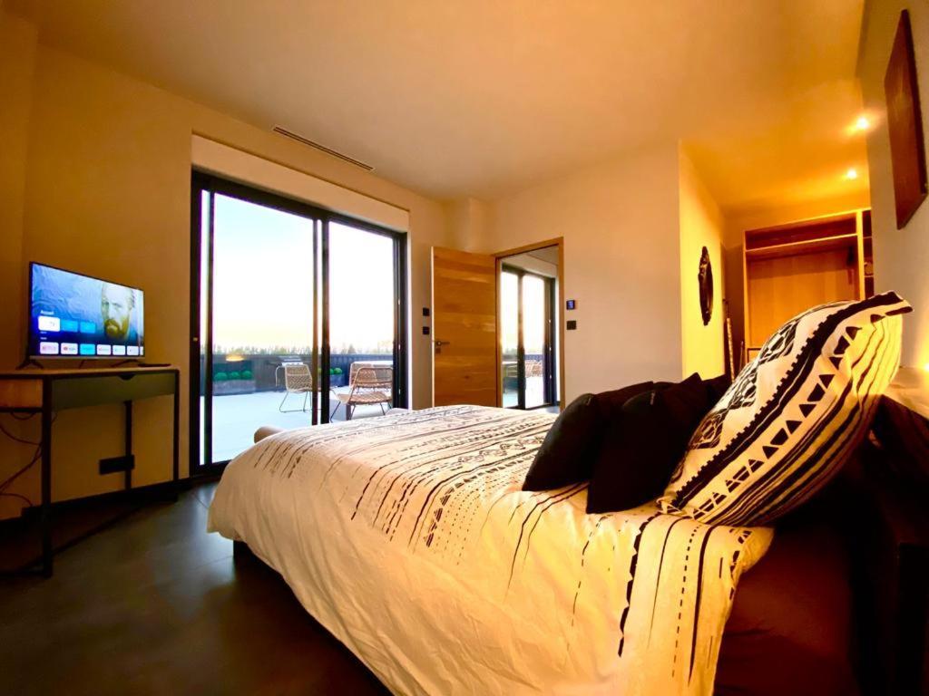 Saint Remy De Provence Roof Top Avec Jacuzzi Esterno foto